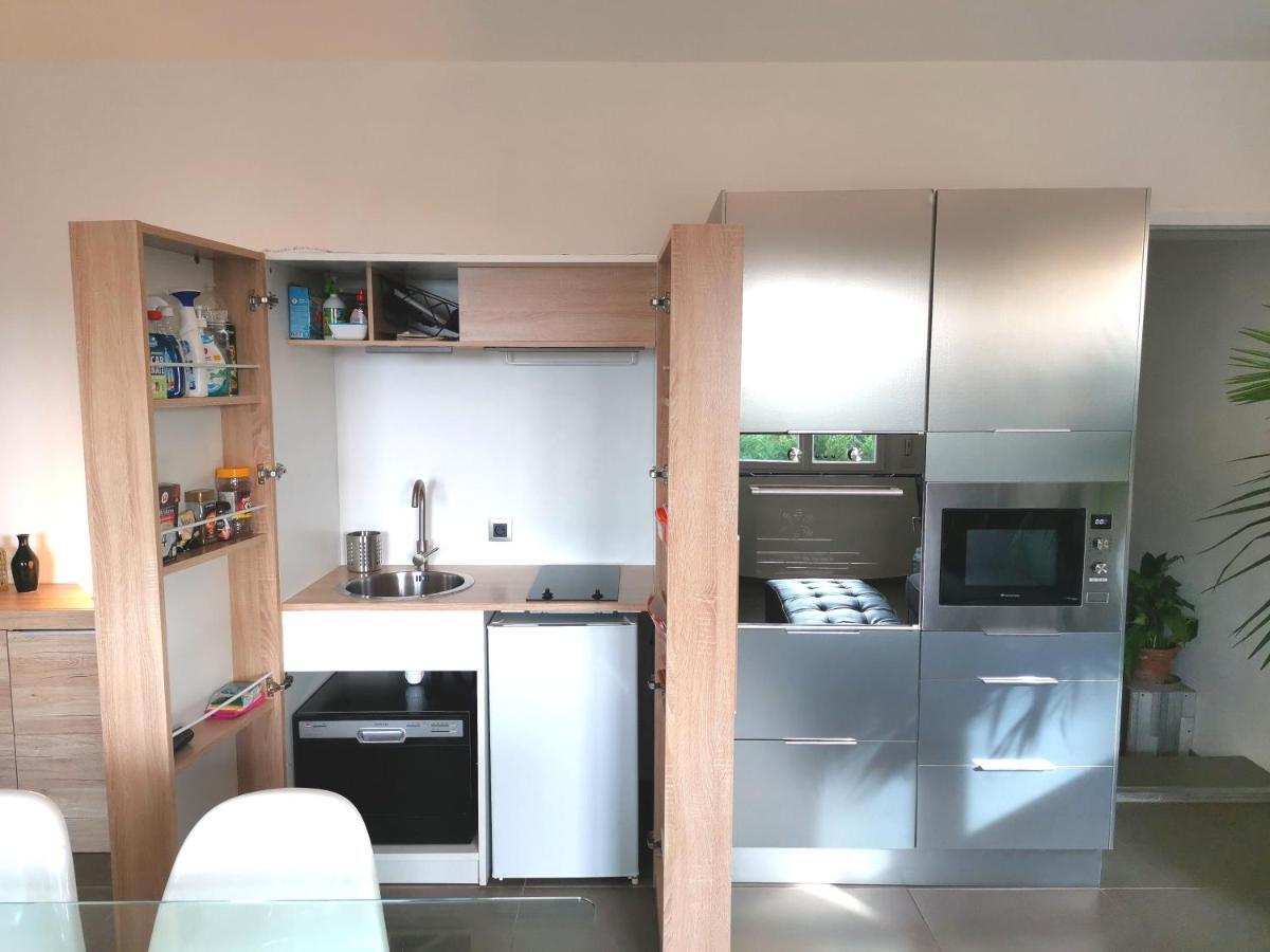 Appartement Pinede Man Yelle Sanary-sur-Mer Zewnętrze zdjęcie